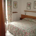 Briisa De Ness Hotel 3*